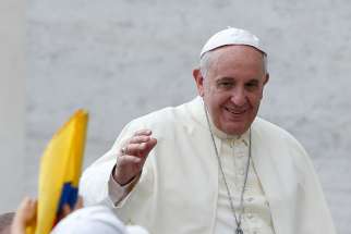 Pope Francis to bishops: Guard the faith, build hope, love sinners as they are