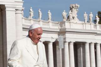 Accepting invite from Rome&#039;s Jewish community, Pope to visit synagogue