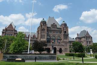 Progressive Conservative health critic Jeff Yurek plans to introduce a conscience-protection amendment to legislation currently being debated in the Ontario legislature. 