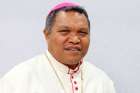 69 priests in the Diocese of Ruteng resigned from their posts June 12 after accusing their bishop, Bishop Hubertus Leteng, of embezzling more than $100,000 of church funds for personal use.