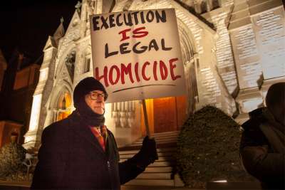 Kentucky judge declares death penalty protocol unconstitutional