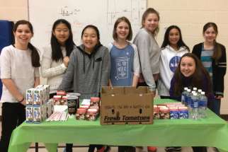 On April 19 and 20, the students and staff of Canadian Martyrs elementary school in the York Catholic District School Board enjoyed a Harvey’s lunch together to raise money for ShareLife. 