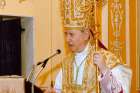 Bishop Mario Oliveri leads a mass on July 8, 2009. Oliveri is resigning after leading the Diocese of Albenga-Imperia for more than 25 years.